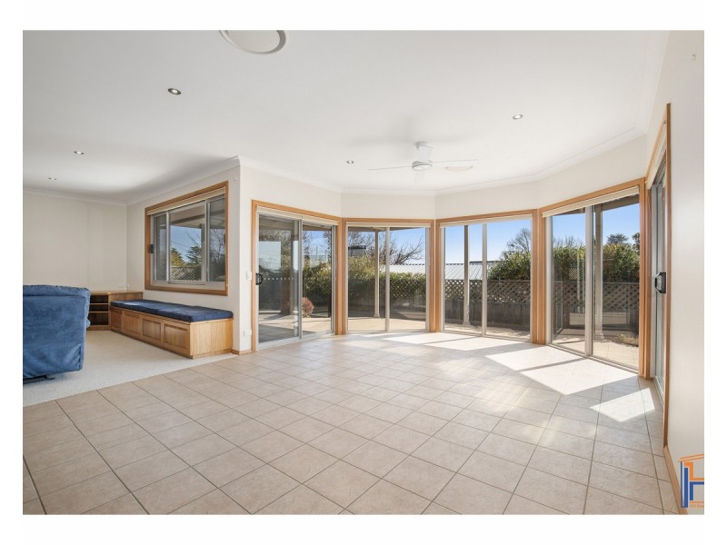 2/178 Marsh Street, Armidale NSW 2350