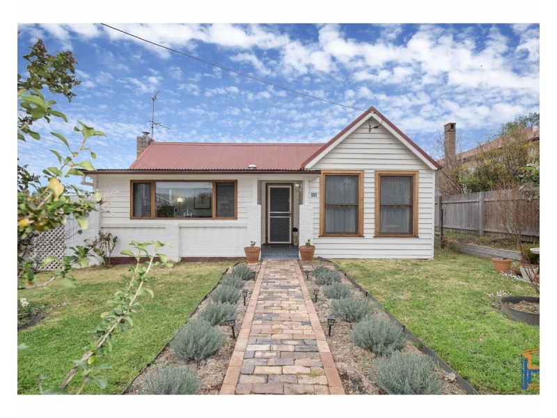 88 Mossman Street, Armidale NSW 2350