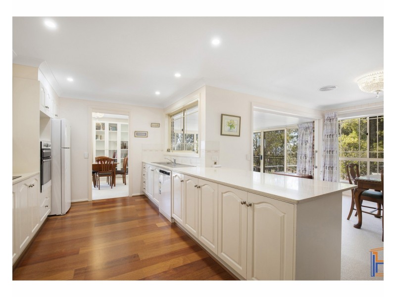 4 Rosecommon Avenue, Armidale NSW 2350