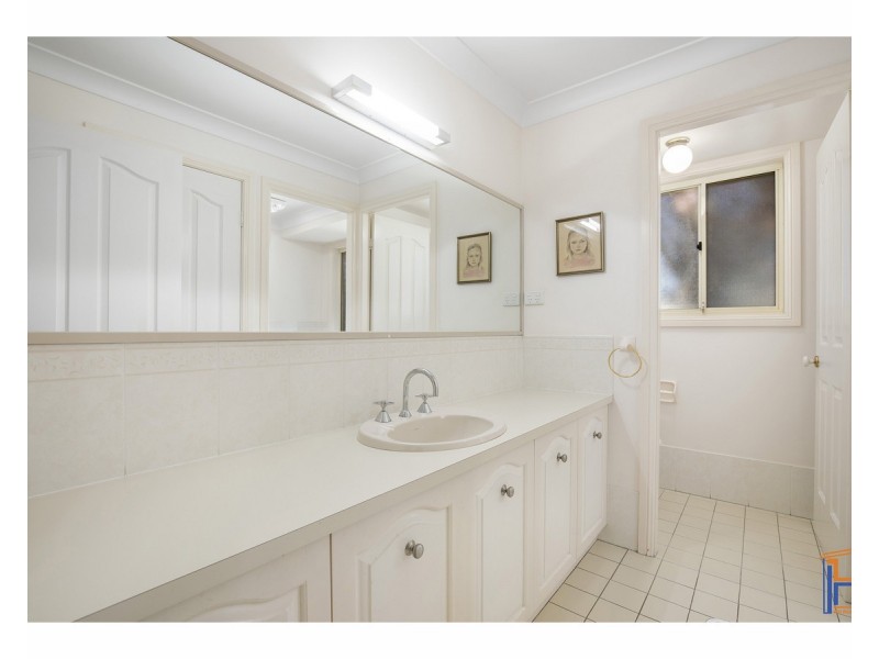 4 Rosecommon Avenue, Armidale NSW 2350