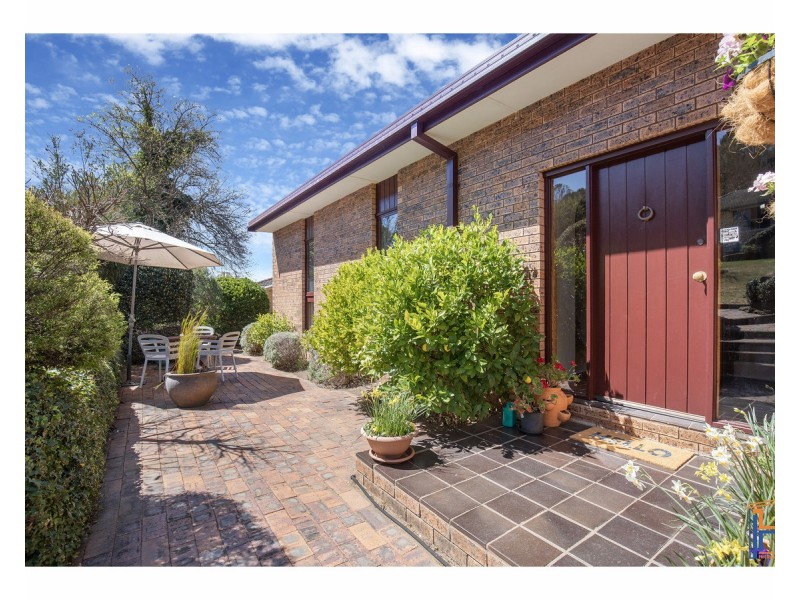 14 Campion Parade, Armidale NSW 2350