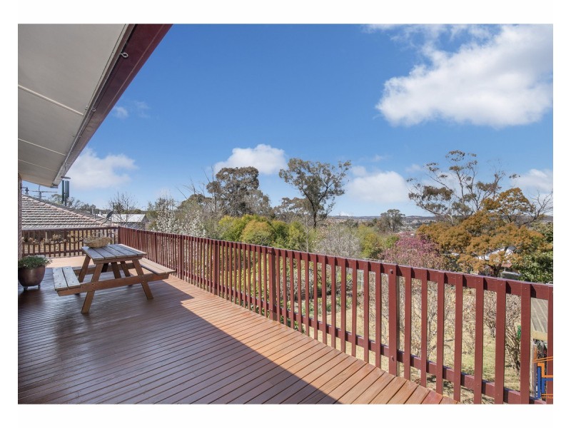14 Campion Parade, Armidale NSW 2350