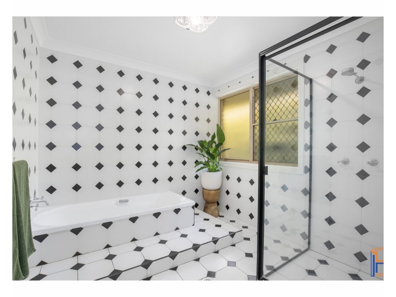 2 Carlow Close, Armidale NSW 2350