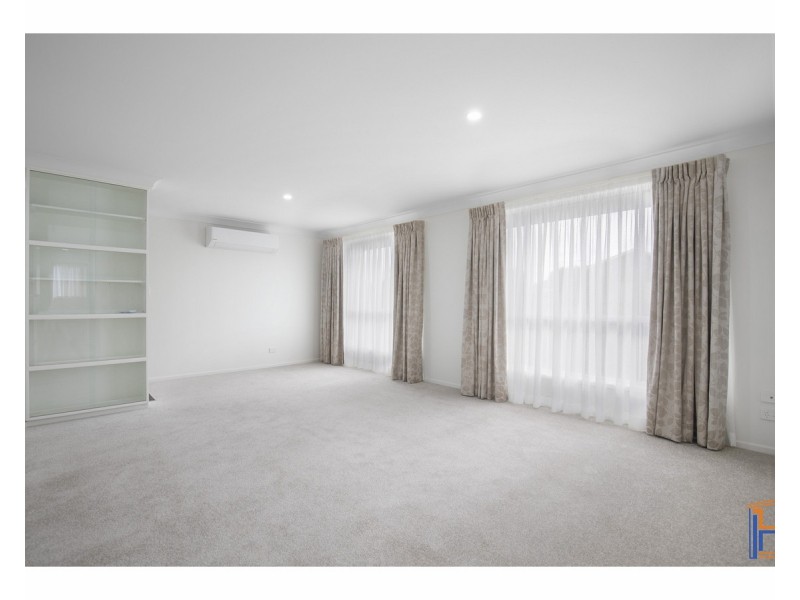 1/3 Joan Place, Armidale NSW 2350