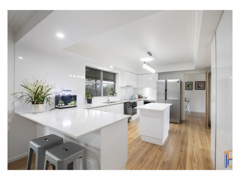 11 Chestnut Avenue, Armidale NSW 2350