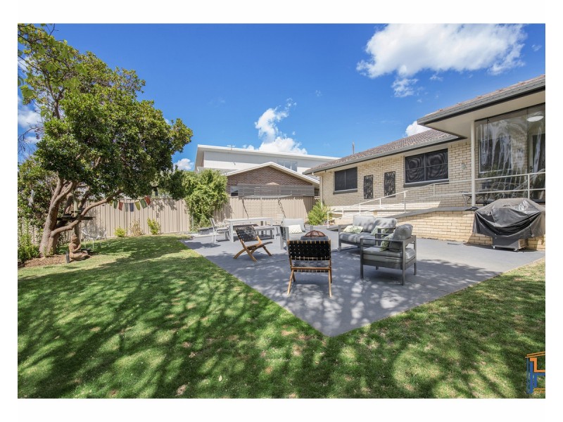 11 Chestnut Avenue, Armidale NSW 2350