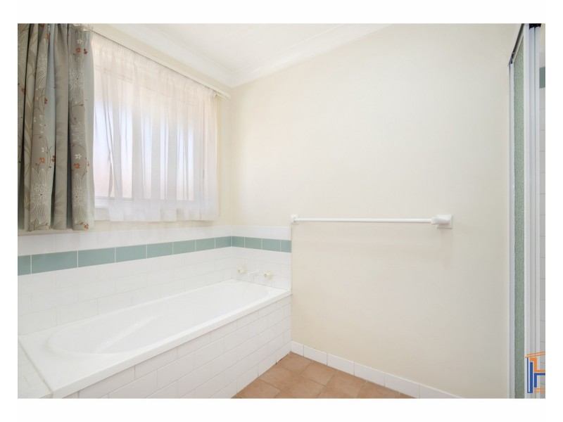 12 Glendower Close, Armidale NSW 2350