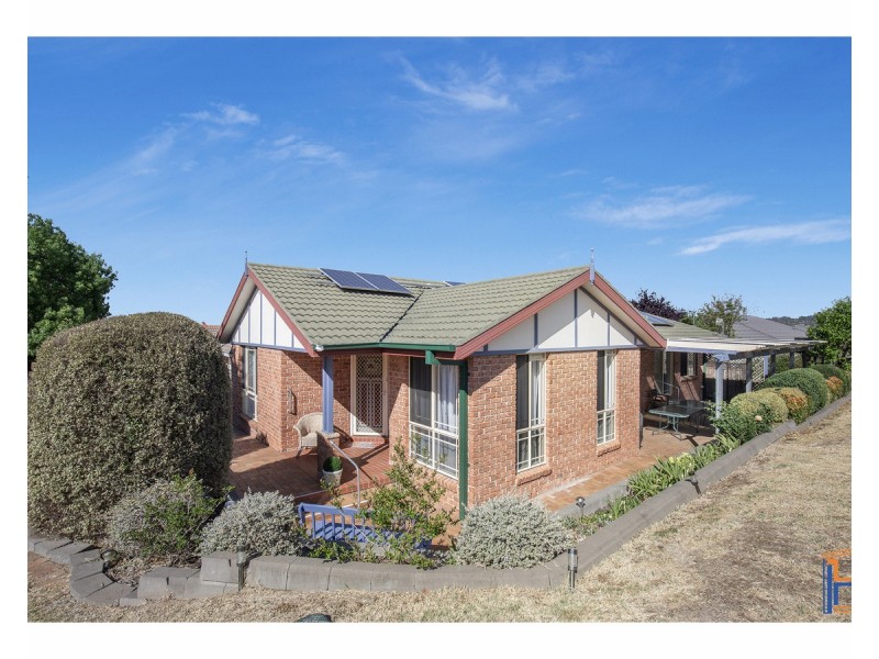 90 Fittler Close, Armidale NSW 2350
