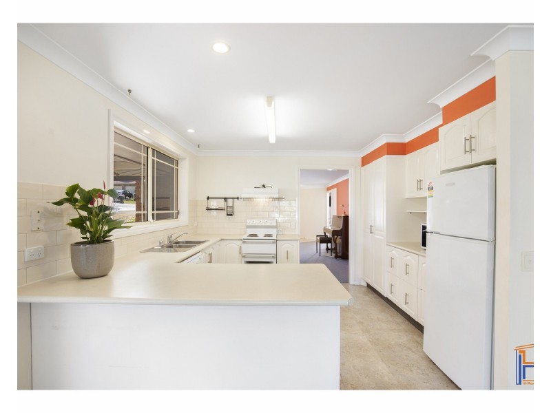 90 Fittler Close, Armidale NSW 2350