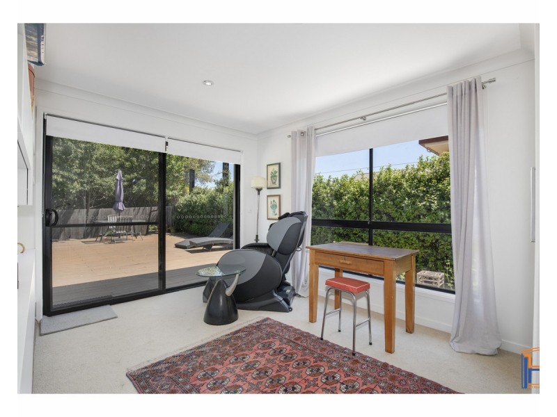 10 Crest Road, Armidale NSW 2350