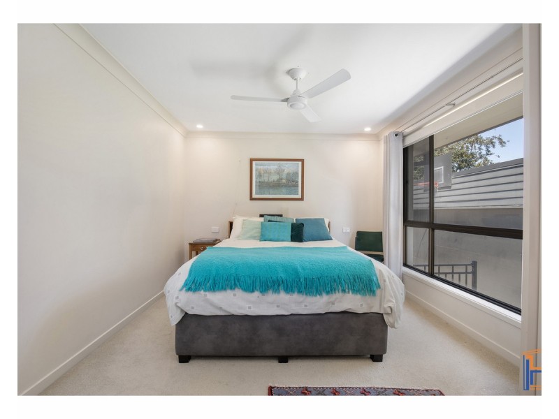 10 Crest Road, Armidale NSW 2350