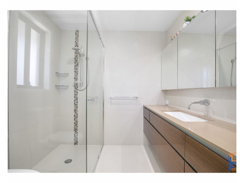 10 Crest Road, Armidale NSW 2350