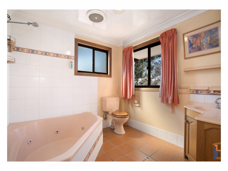 11 Eulahbar Crescent, Armidale NSW 2350