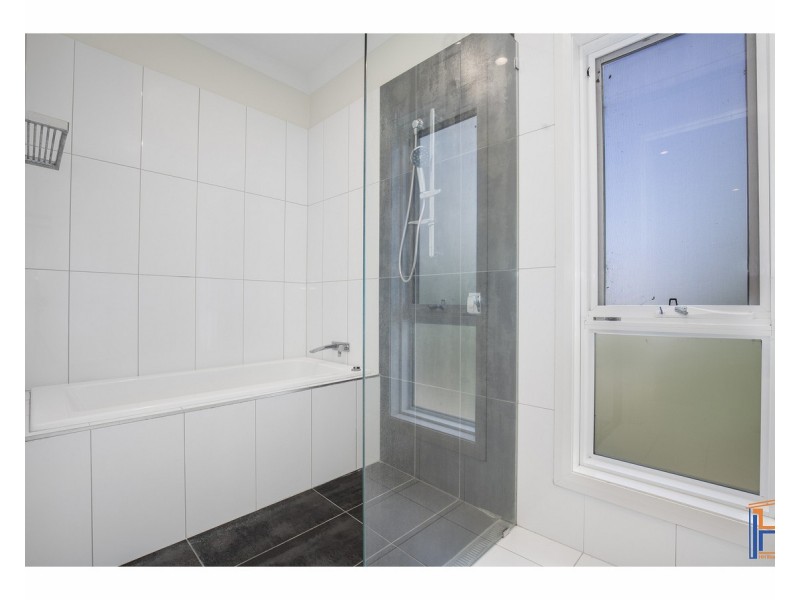 3/20 Mayfield Avenue, Armidale NSW 2350