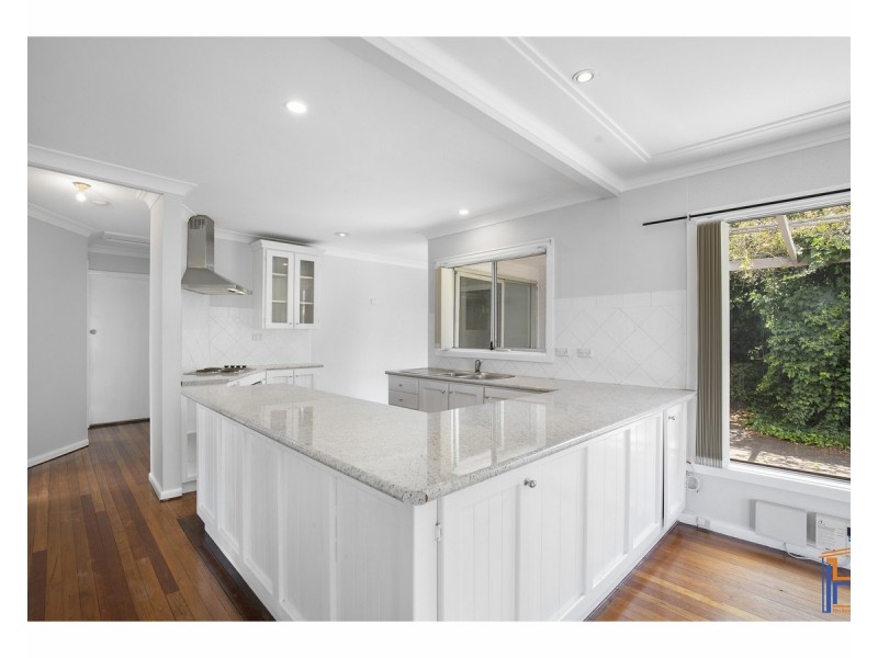 2 Curtis Street, Armidale NSW 2350