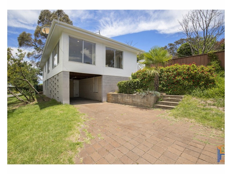 2 Curtis Street, Armidale NSW 2350