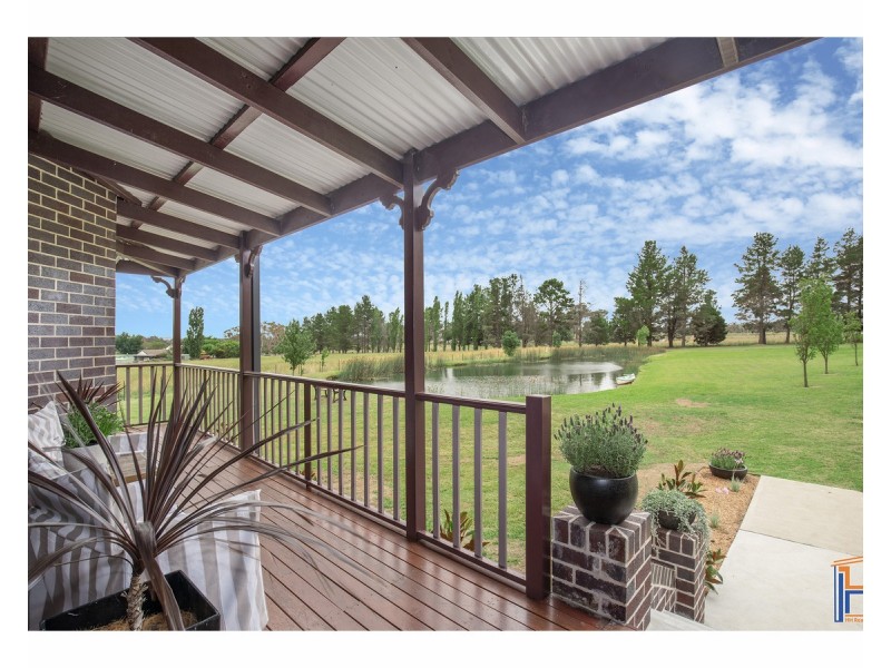 54 Barloo Road, Armidale NSW 2350