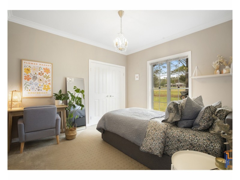 54 Barloo Road, Armidale NSW 2350