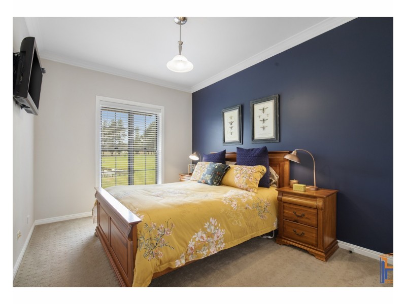 54 Barloo Road, Armidale NSW 2350