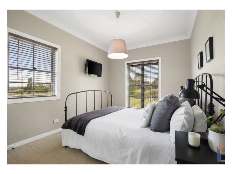 54 Barloo Road, Armidale NSW 2350