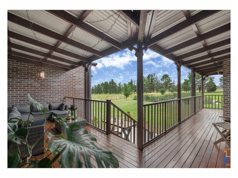 54 Barloo Road, Armidale NSW 2350