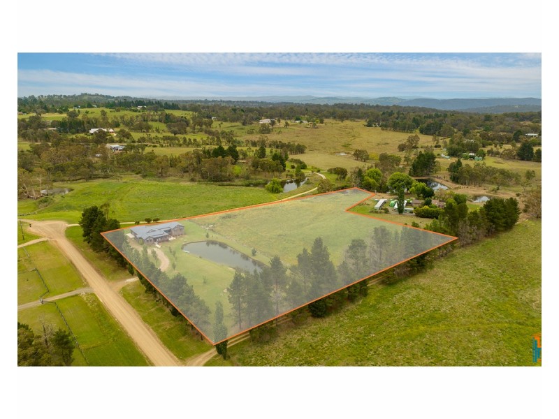 54 Barloo Road, Armidale NSW 2350