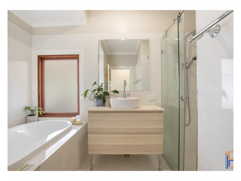 220 Markham Street, Armidale NSW 2350