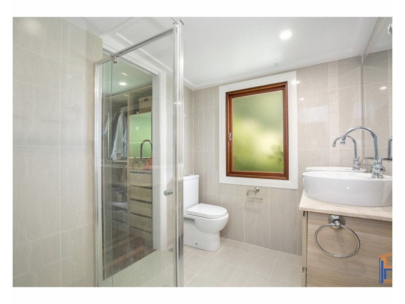 220 Markham Street, Armidale NSW 2350