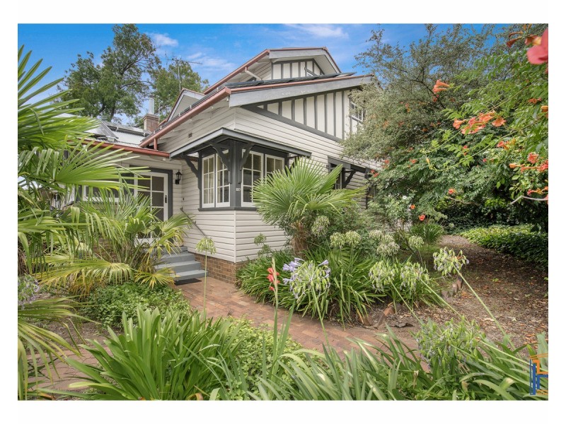 157 Taylor Street, Armidale NSW 2350