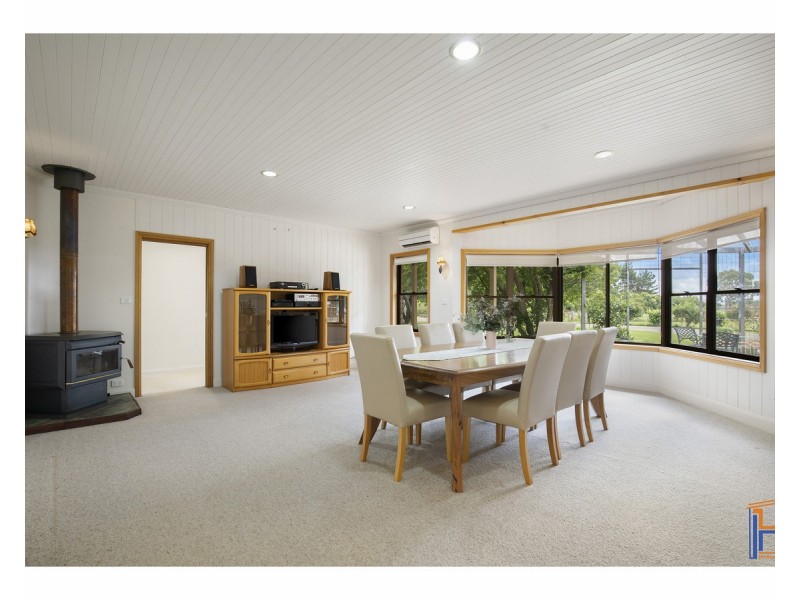 67 Wattle Drive, Armidale NSW 2350