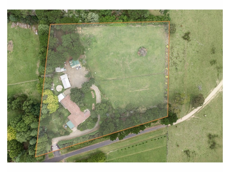 67 Wattle Drive, Armidale NSW 2350