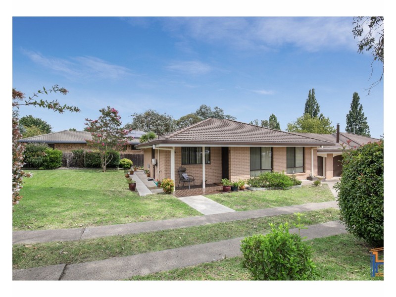 1/1 Moyes Street, Armidale NSW 2350