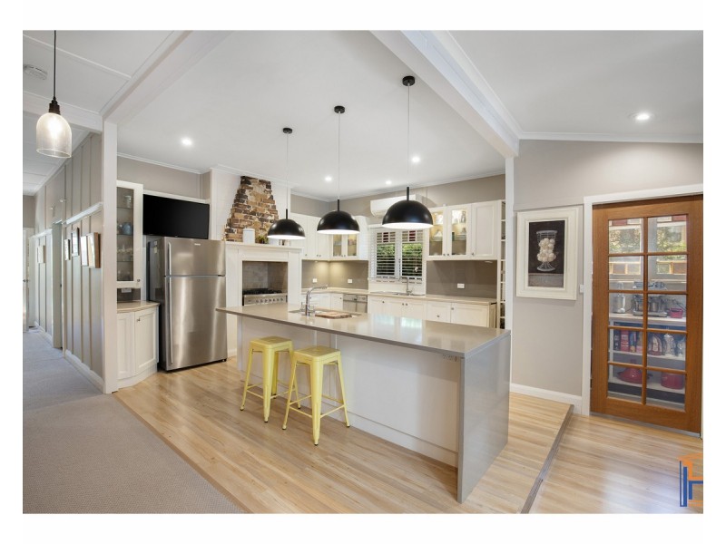 158 Mann Street, Armidale NSW 2350