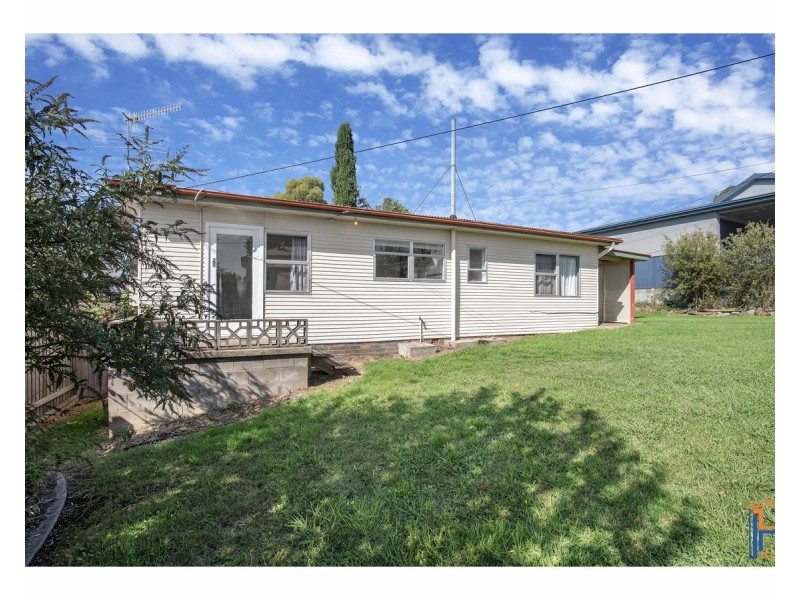 6 College Avenue, Armidale NSW 2350