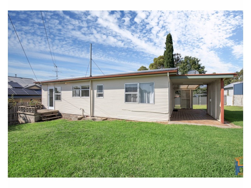 6 College Avenue, Armidale NSW 2350