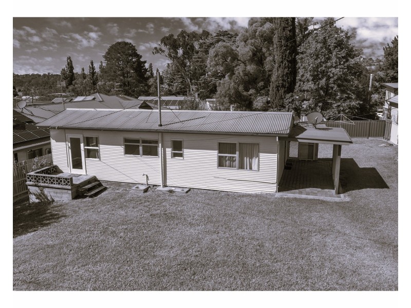 6 College Avenue, Armidale NSW 2350