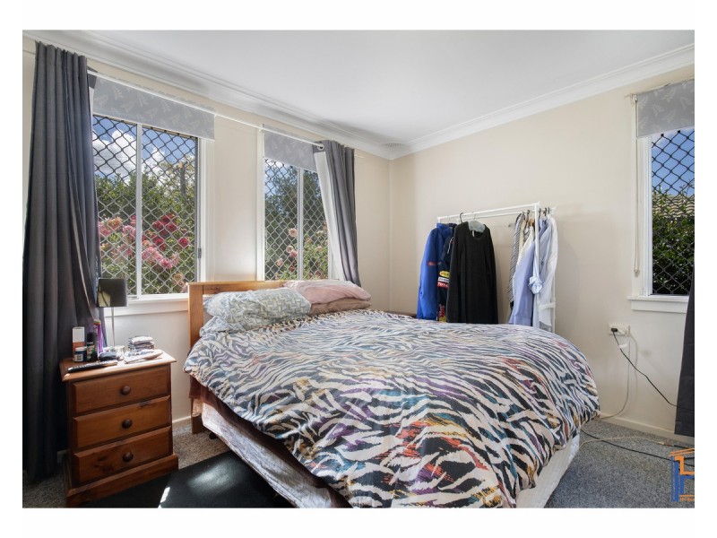 10 Helen Avenue, Armidale NSW 2350