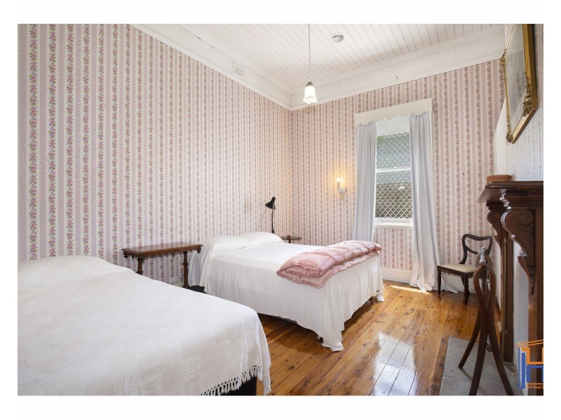 151 Brown Street, Armidale NSW 2350