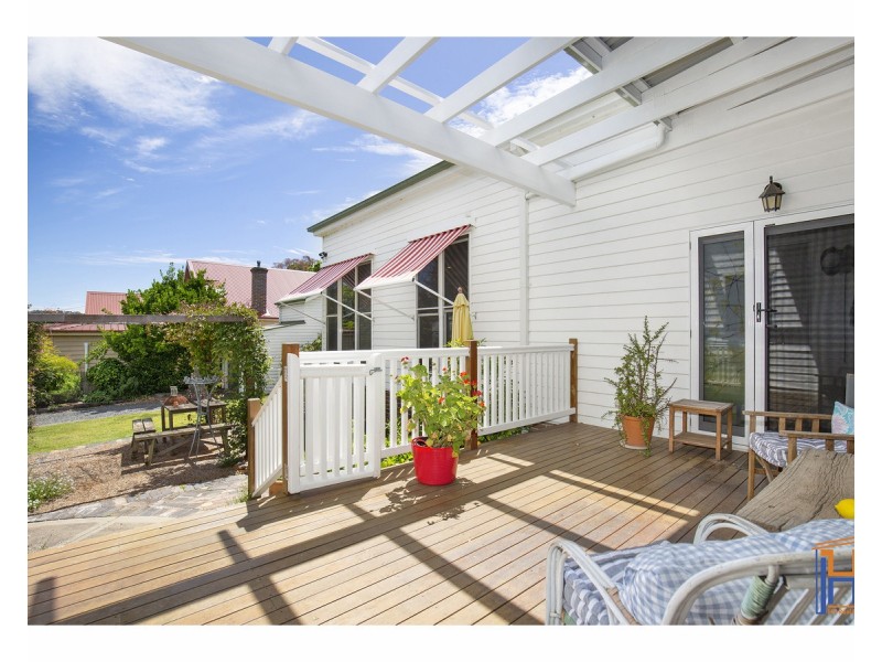 151 Brown Street, Armidale NSW 2350