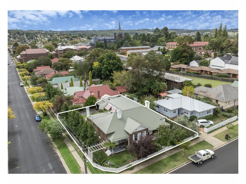 151 Brown Street, Armidale NSW 2350