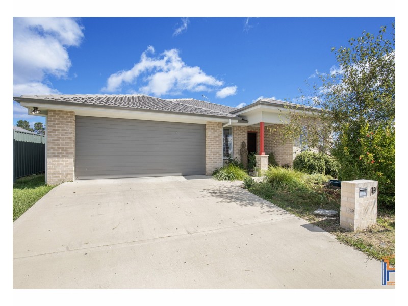19 Dala Lane, Armidale NSW 2350