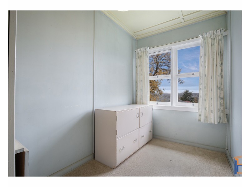 33 Garibaldi Street, Armidale NSW 2350