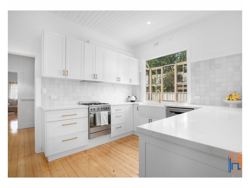 196 Marsh Street, Armidale NSW 2350