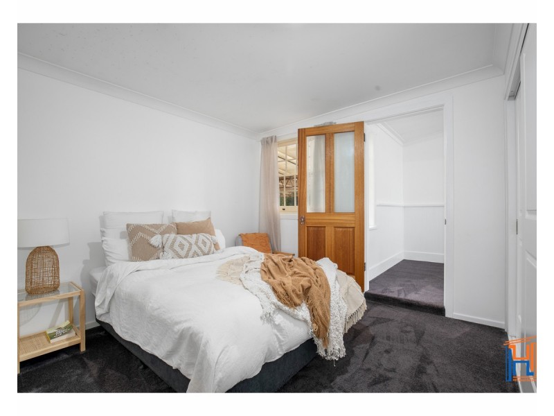 196 Marsh Street, Armidale NSW 2350