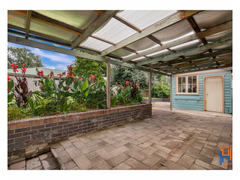 196 Marsh Street, Armidale NSW 2350