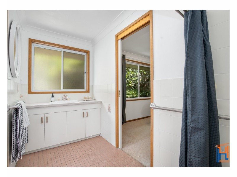 196 Marsh Street, Armidale NSW 2350