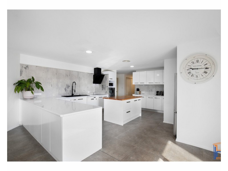 10 Fittler Road, Armidale NSW 2350