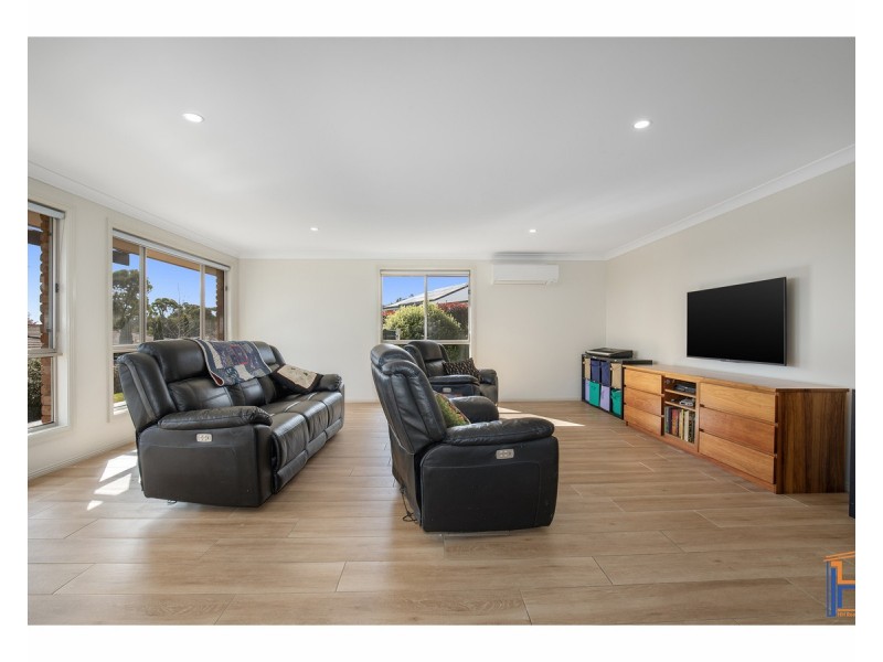 1 Amber Close, Armidale NSW 2350