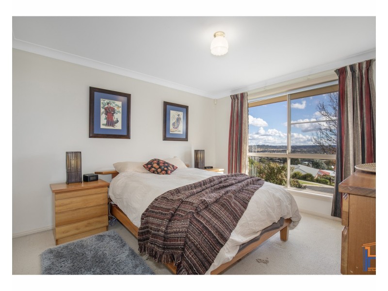 1 Amber Close, Armidale NSW 2350