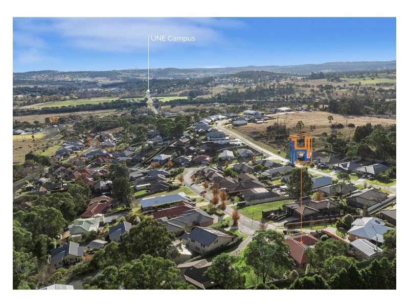 1 Amber Close, Armidale NSW 2350